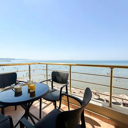 Seaside Serenity 771